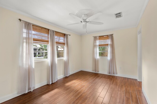 Building Photo - 146 Menendez Rd