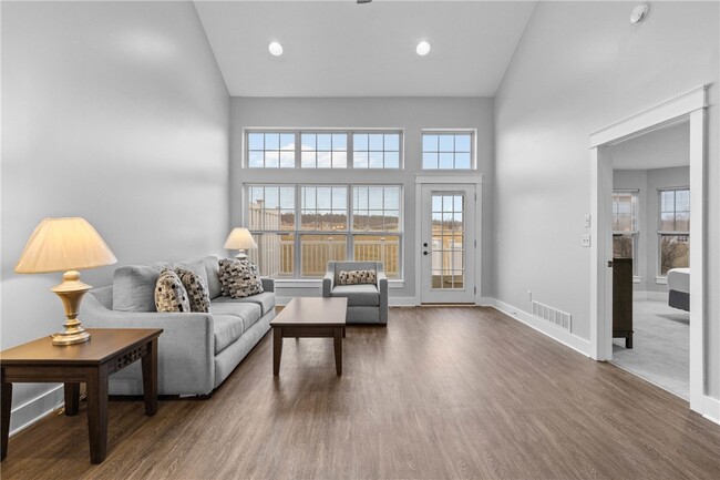 Building Photo - 7149 Challenger Cir