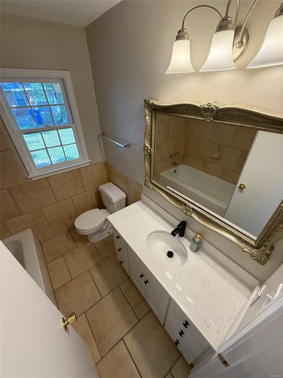 Building Photo - 113 Lori St