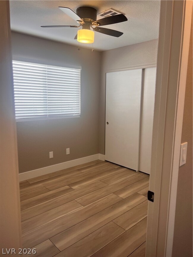 Building Photo - 1369 Torington Dr