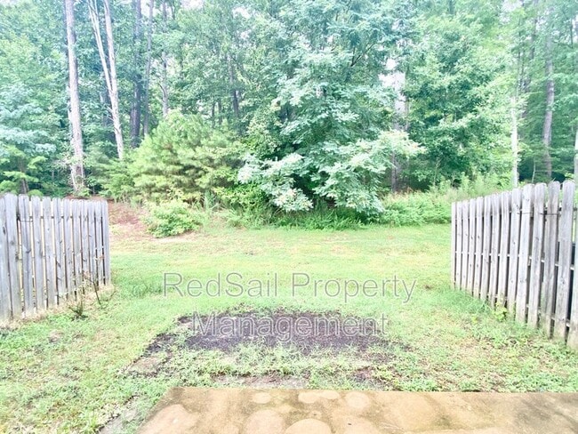 Building Photo - 107 Riva Ct