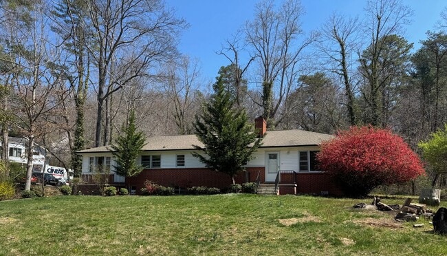 Building Photo - East AVL Spacious Apartment Ready for Occupancy!
