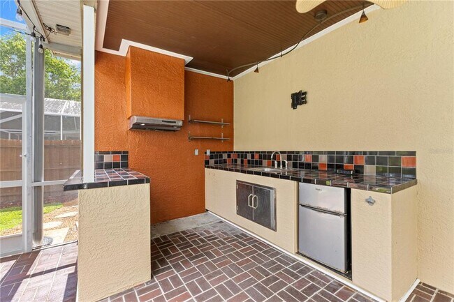 Building Photo - 9307 Poplar Creek Ct