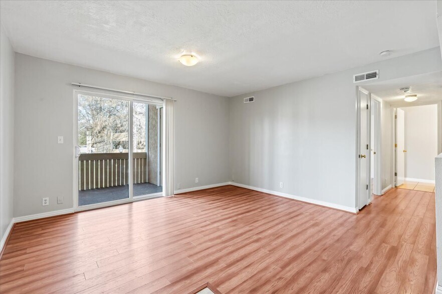 Building Photo - 1285 E Ridge Meadow Ln