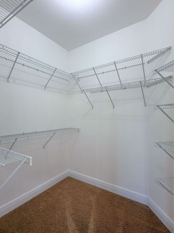 Building Photo - 2572 Gulf Breeze Ave