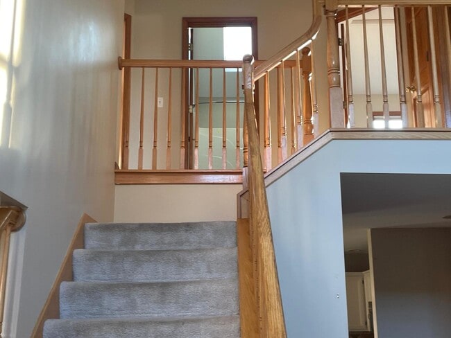 Building Photo - 13356 Vicarage Dr