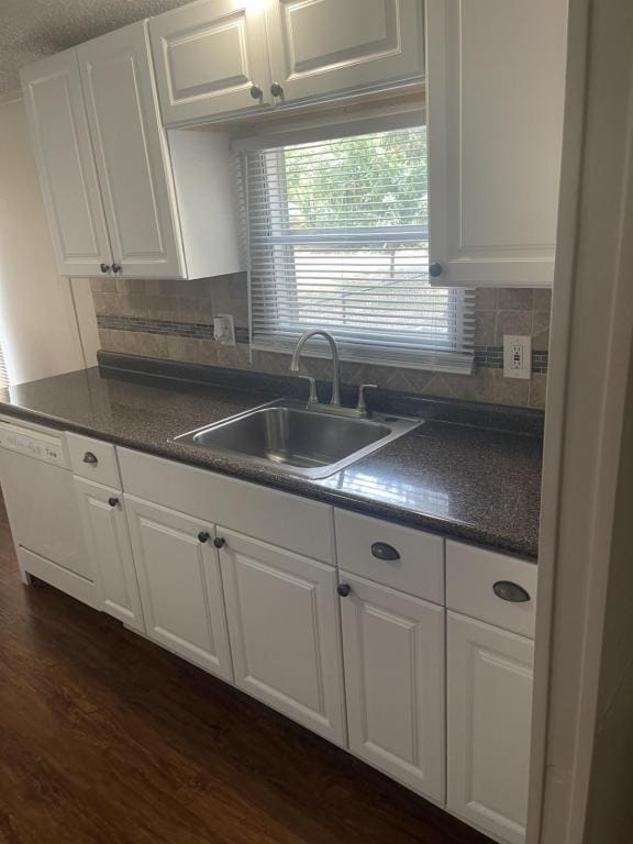 Building Photo - 135 Emily St