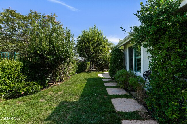 Building Photo - 406 Granite Hills St