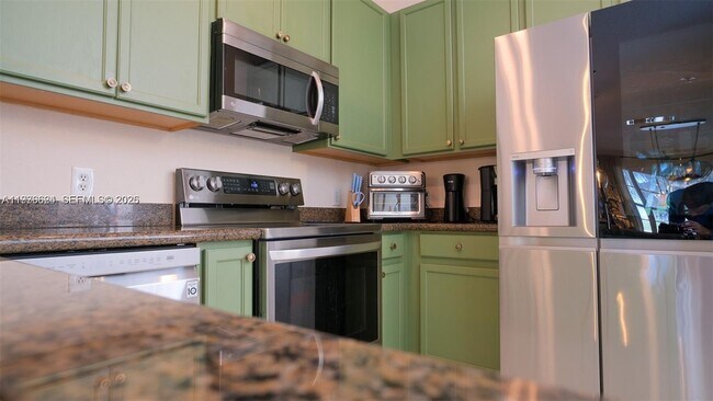 Building Photo - 104 Harbors Way