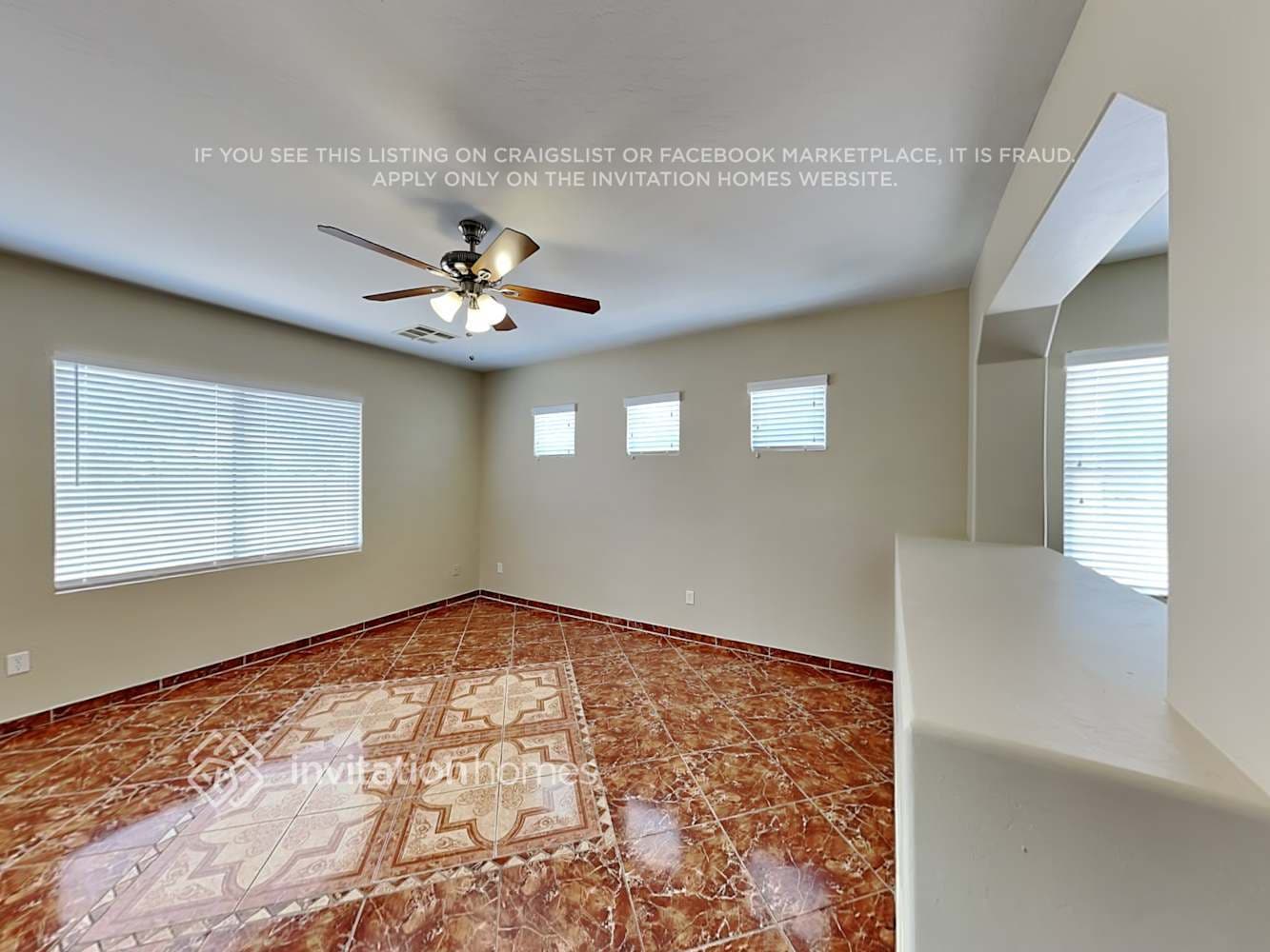 Building Photo - 10617 E Portobello Ave