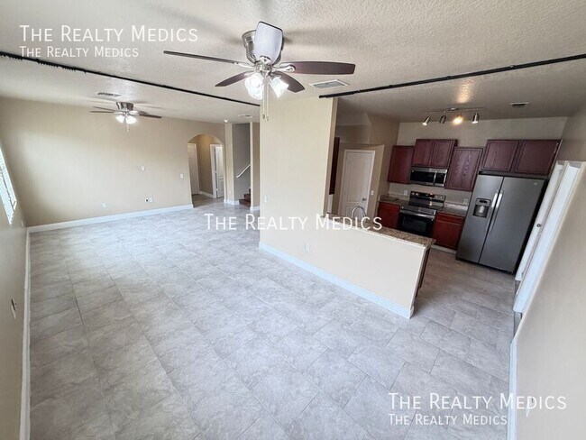 Building Photo - 2411 Grasmere View Pkwy N