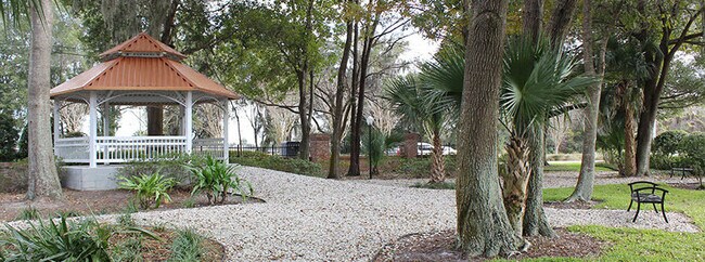 Building Photo - Winter Springs: 3/2.5 in Heritage Park!! AVAILABLE AUGUST 17th!