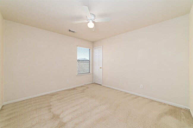 Building Photo - 18510 Lodgepole Pine St