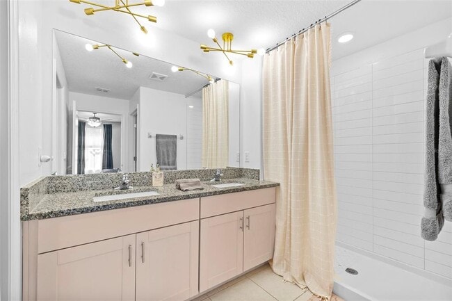 Building Photo - 5554 Blue Azure Dr