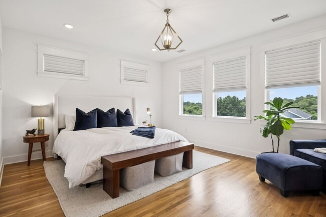 Building Photo - Great East Nashville house-close to 5 Points and Shelby Park