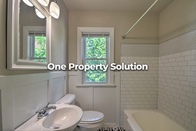 Building Photo - 4854 Jefferson St