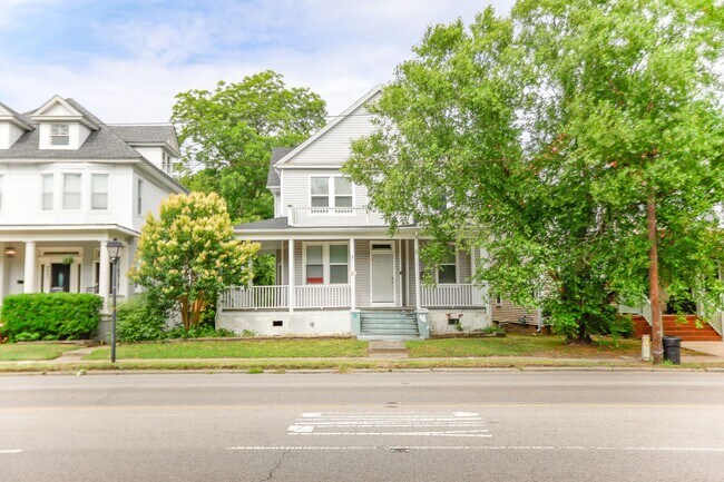 Primary Photo - 3611 Granby St