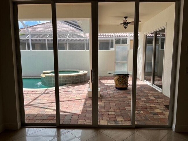 Building Photo - 14021 Bently Cir