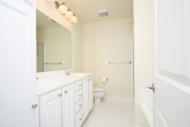 Building Photo - Dog-Friendly Brookwood Home Near UVA Medical Center & Downtown