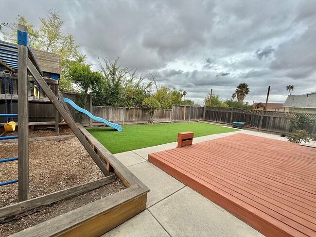 Building Photo - BERRYESSA - Beautiful 2 story home in desi...