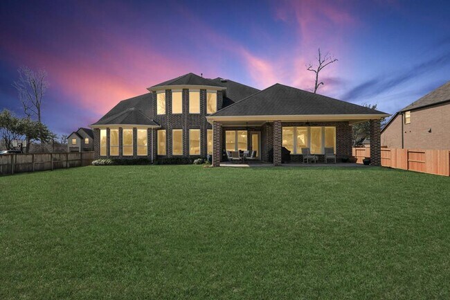 Building Photo - 55 Little Rise Dr