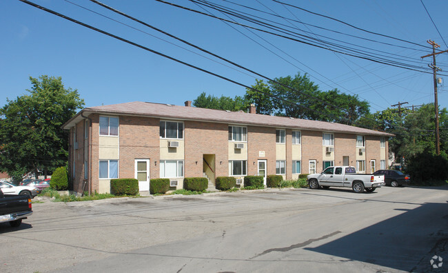 Primary Photo - King-Col Apartments