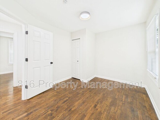 Building Photo - 8404 E 47th Terrace