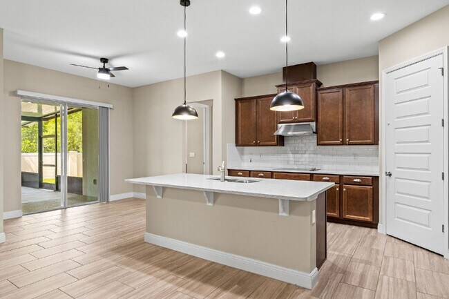 Building Photo - Spacious 4-Bedroom Home with 3 Full Baths ...