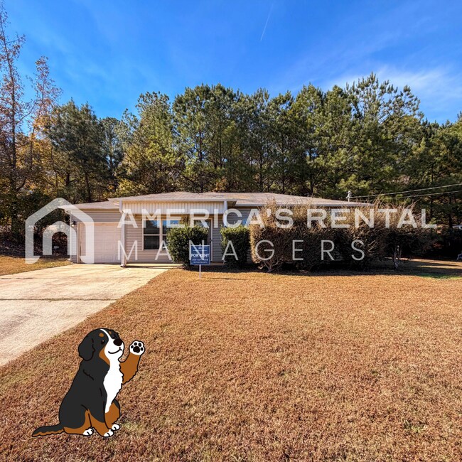 Building Photo - Spacious 3-Bed, 2-Bath Home Near Mercedes-Benz Plant in Vance!