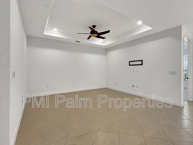 Building Photo - 9870 SW Trumpet Tree Cir