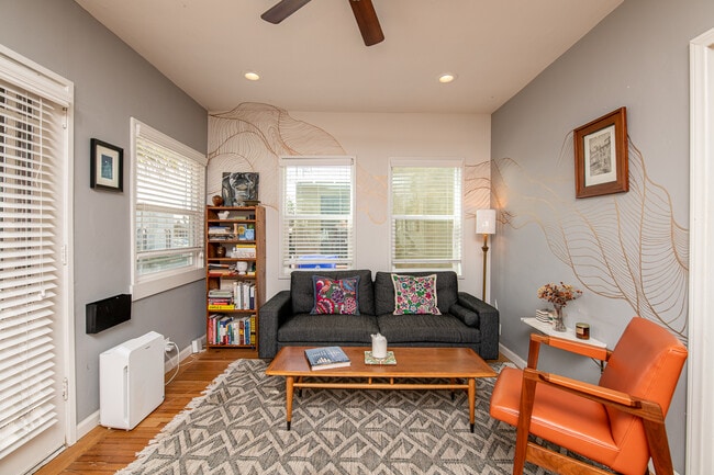 Building Photo - 3254 Upas St