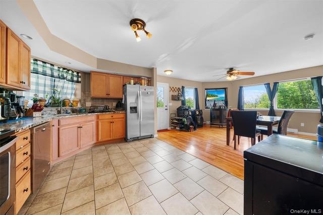 Building Photo - 448 Old Mountain Rd