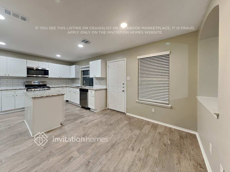 Building Photo - 7215 Fossil Garden Dr