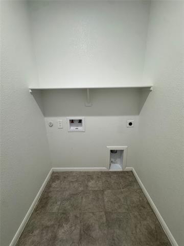 Building Photo - 7948 Oaktown Dr