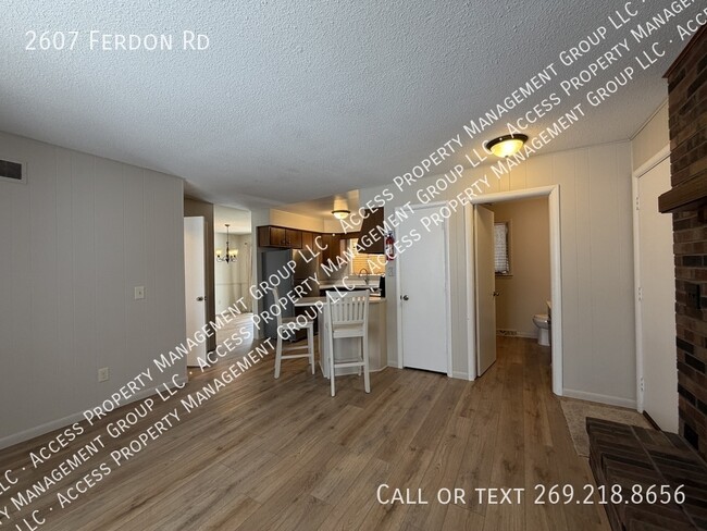 Building Photo - 2607 Ferdon Rd