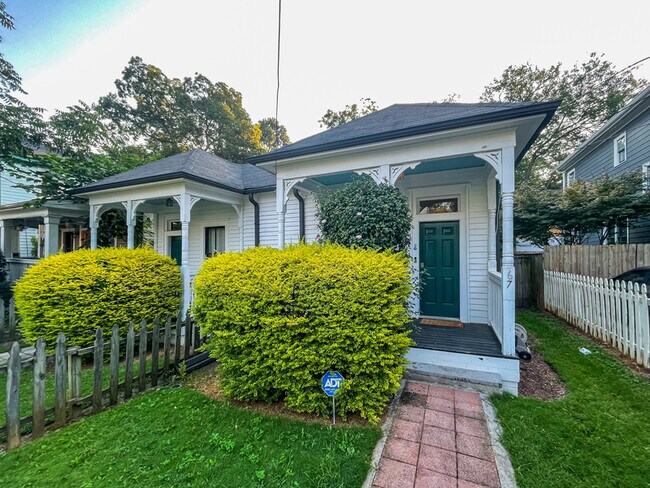 Building Photo - 67 Hogue St NE