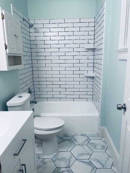 Building Photo - 219 W 15th St