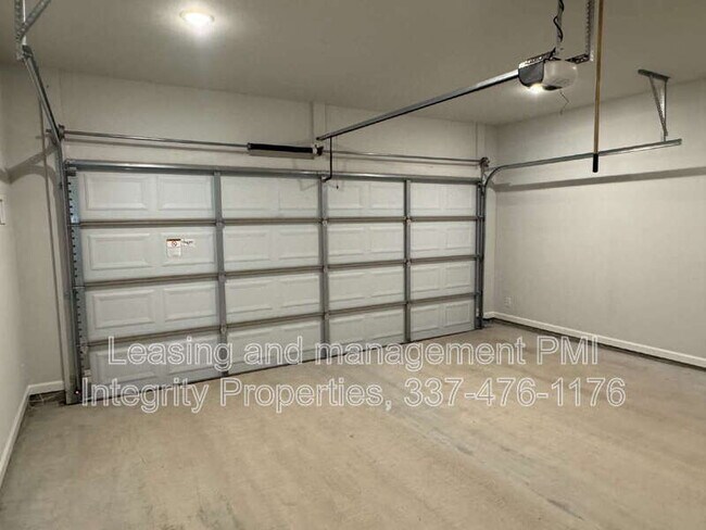 Building Photo - 213 Tatum Ln