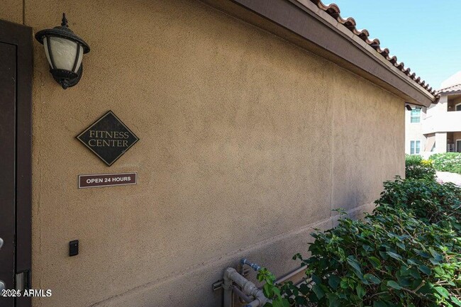 Building Photo - 9451 E Becker Ln