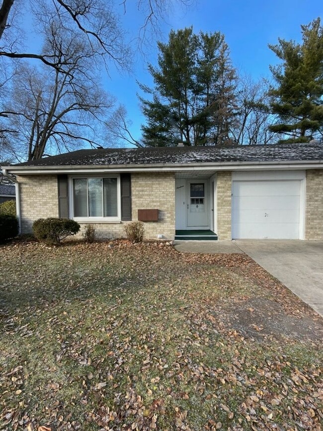 Building Photo - 19-21 Northside