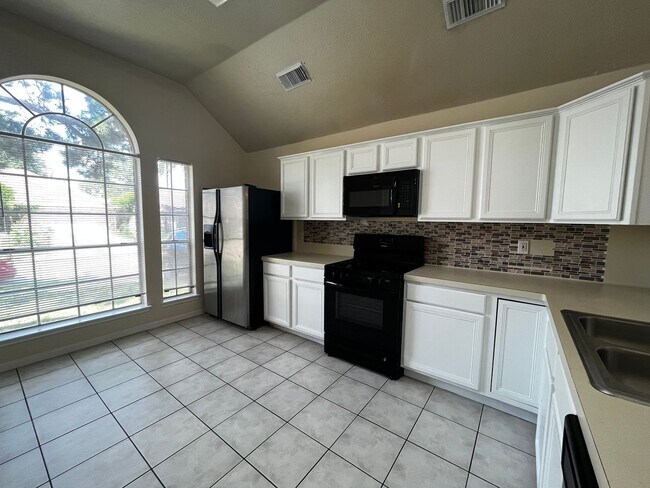 Building Photo - 11607 Lennington Dr