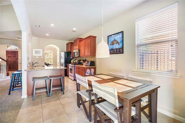 Building Photo - 174 Black Swan Pl