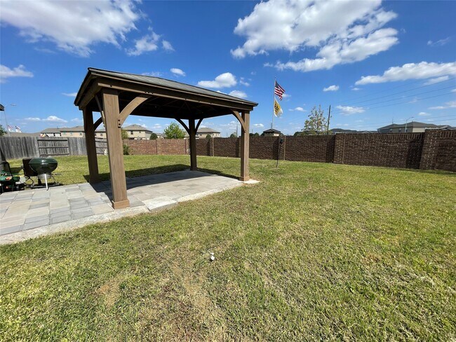 Building Photo - 5006 Pine Ridge Knoll Ct