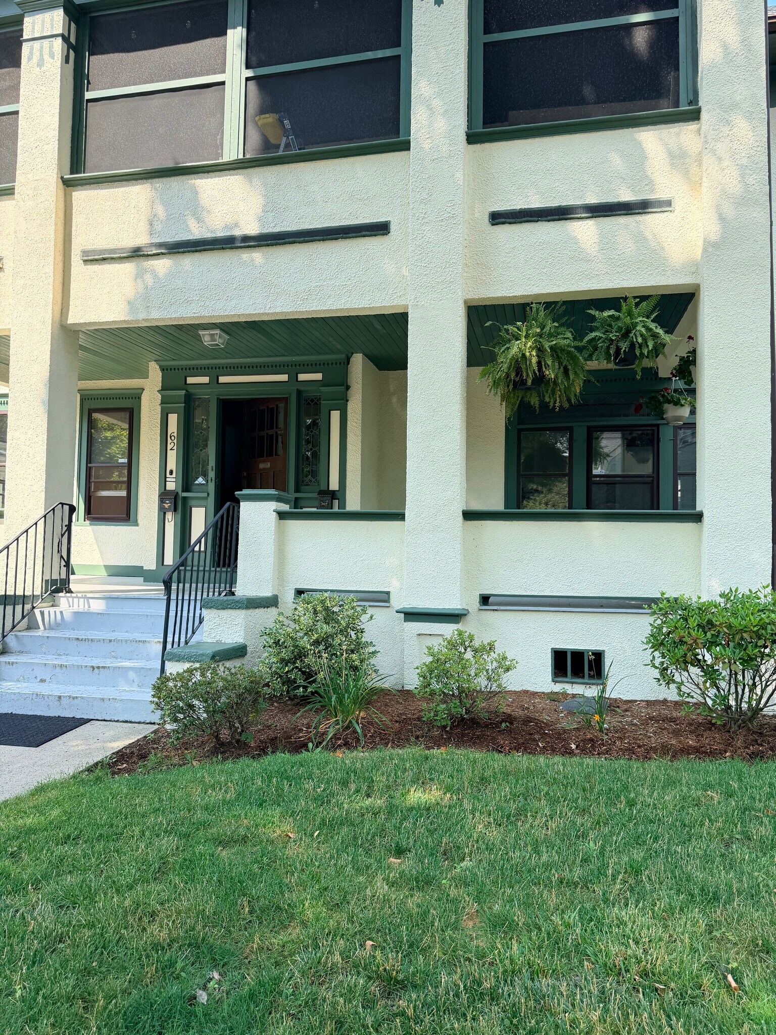 Building Photo - 62 Firglade Ave