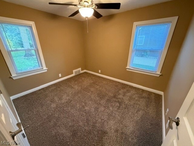 Building Photo - 425 Hawkins Dr