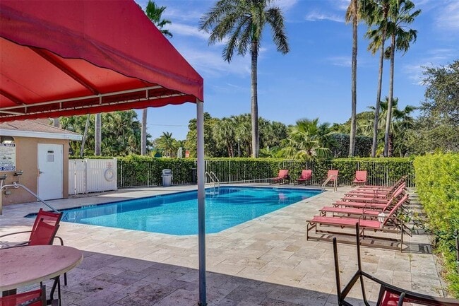 Building Photo - 4151 Eastridge Cir