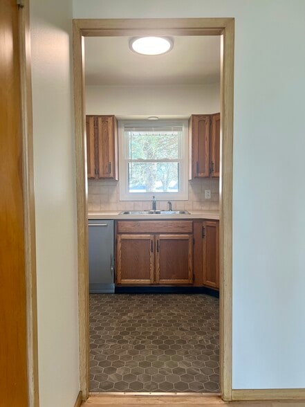 Building Photo - 4032 Worthington Ave