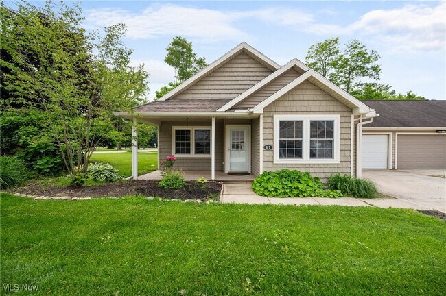 Primary Photo - 3031 Logan Ln N