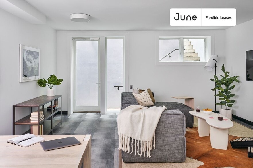 Building Photo - Brand New ROOM at The Apollo House