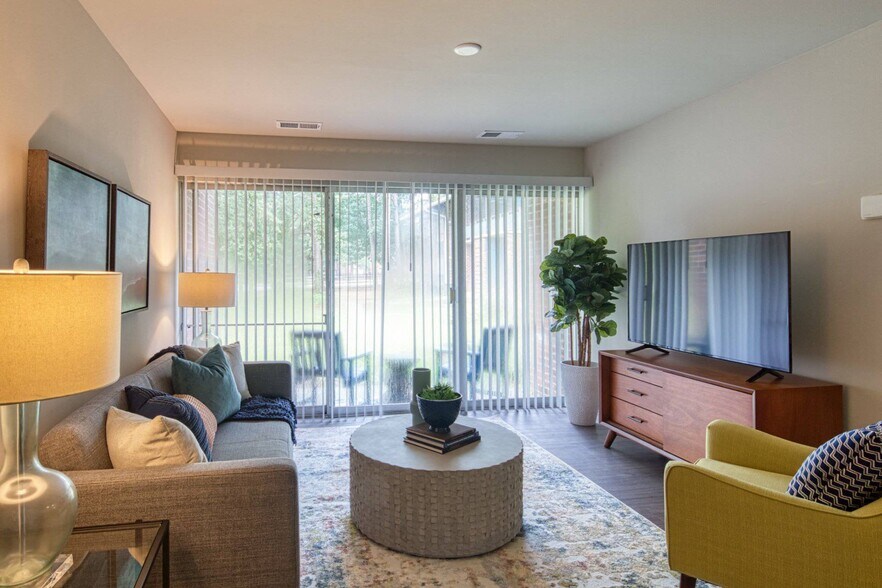 Building Photo - Acclaim